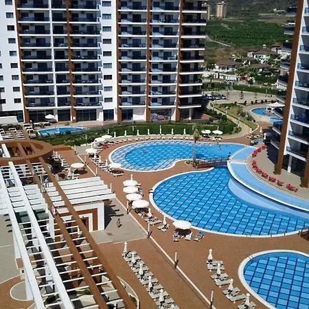 Azura Park Tourism Complex Apartment *