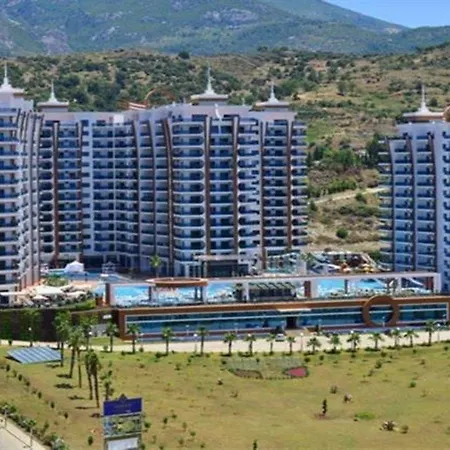 Azura Park Tourism Complex Apartment
